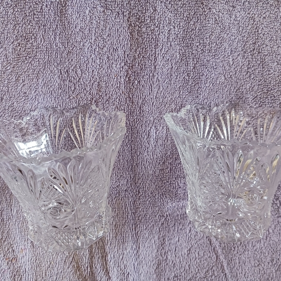 Candle holders crystal clear rose pattern fluted fancy edges - Picture 3 of 8